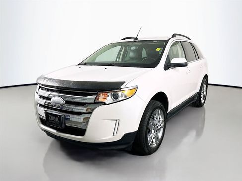 Used 2013 Ford Edge Limited w/ Driver Entry Pkg FWD image 4