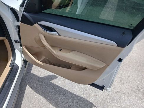 Used 2014 BMW X1 sDrive28i RWD image 16