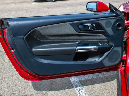 Used 2024 Ford Mustang Coupe RWD image 21