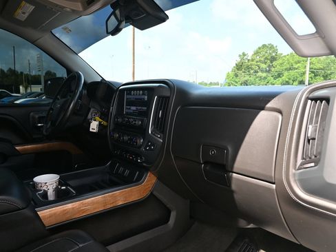 Used 2017 Chevrolet Silverado 1500 LTZ w/ Texas Edition RWD image 33