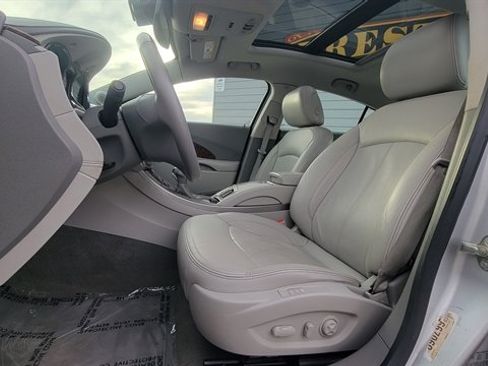 Used 2010 Buick LaCrosse CXL w/ Luxury Package image 19