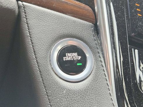 Used 2018 Cadillac Escalade Premium Luxury w/ LPO, Radiant Package AWD/4WD image 36