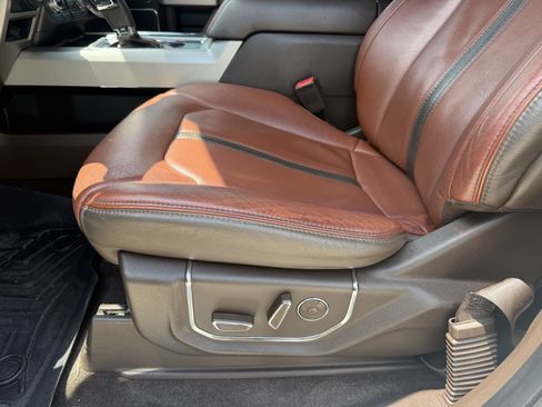 Used 2018 Ford F150 King Ranch w/ Equipment Group 601A Luxury AWD/4WD image 28