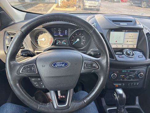 Used 2018 Ford Escape Titanium w/ Ford Safe & Smart Package image 30