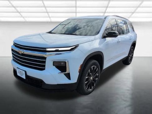 New 2026 Chevrolet Traverse LT w/ Sun and Wheel Package image 31