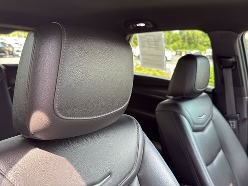 Used 2024 Cadillac XT5 Luxury FWD image 30