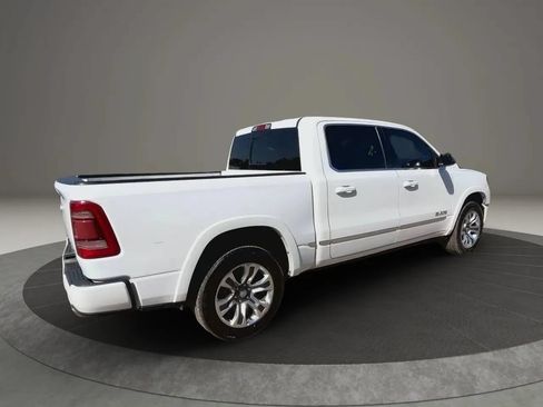 Used 2023 RAM 1500 Limited w/ Body Color Bumper Group AWD/4WD image 4