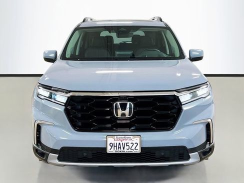 Used 2023 Honda Pilot Elite image 2