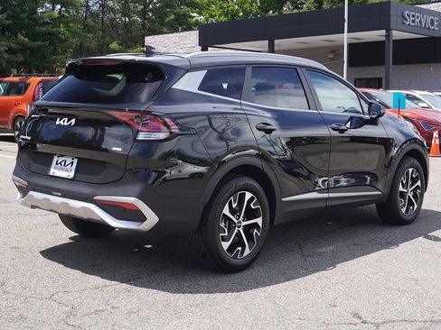 Used 2025 Kia Sportage EX AWD/4WD image 10