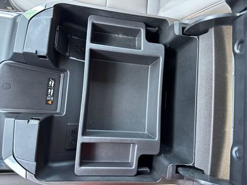 Certified 2024 GMC Sierra 2500 SLT w/ SLT Premium Package image 31