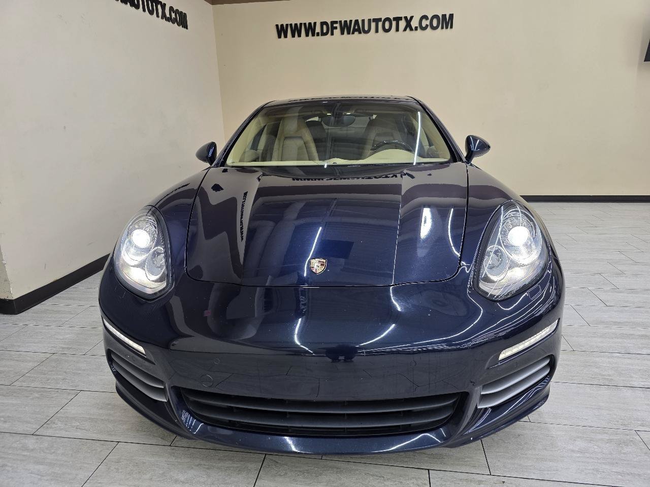Used 2016 Porsche Panamera 4 Edition AWD/4WD image 3