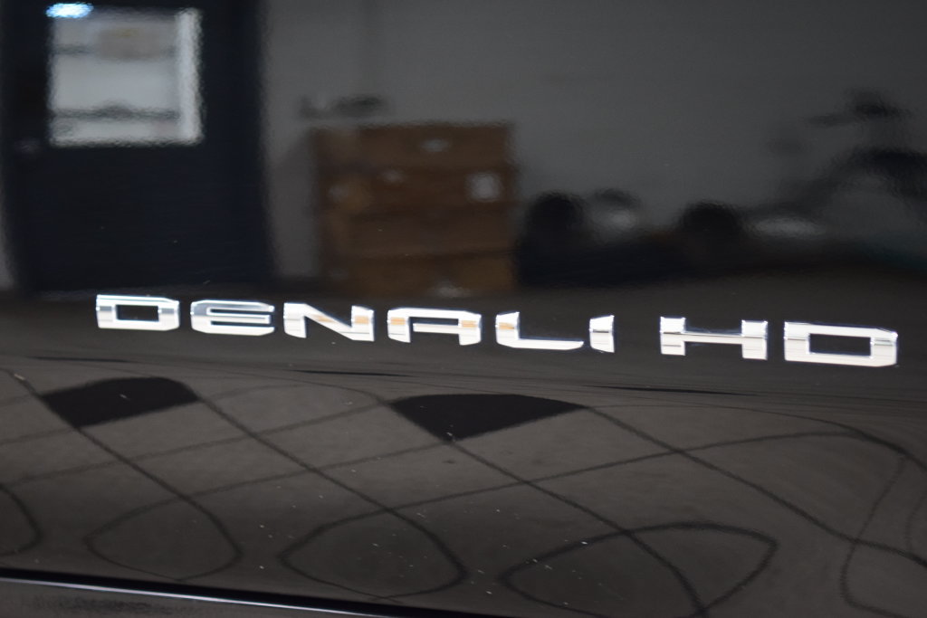 Used 2024 GMC Sierra 2500 Denali Ultimate AWD/4WD image 21