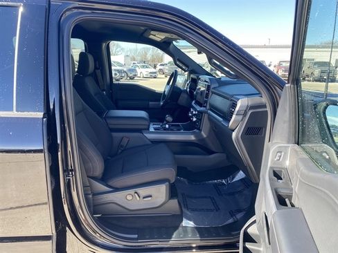 Used 2025 Ford F150 XLT w/ Equipment Group 302A MID image 7