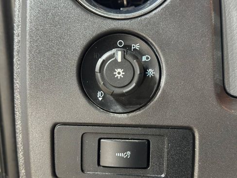 Used 2012 Ford F150 XLT w/ XLT Chrome Pkg RWD image 18