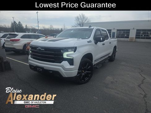 Used 2023 Chevrolet Silverado 1500 High Country w/ High Country Premium Package AWD/4WD image 1