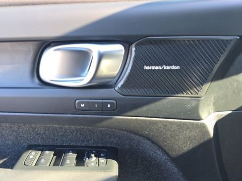 Certified 2023 Volvo XC40 Recharge Ultimate w/ Protection Package Premier image 27