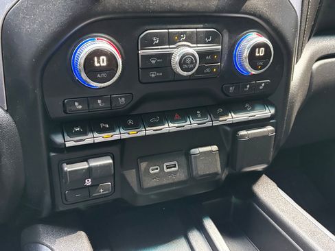 Used 2019 GMC Sierra 1500 SLT w/ SLT Premium Plus Package AWD/4WD image 12
