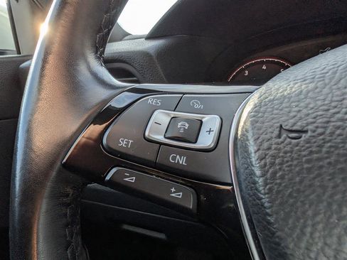 Used 2021 Volkswagen Passat 2.0T R-Line image 31