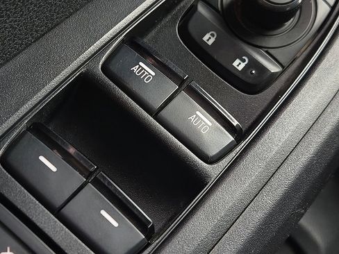 Certified 2024 Subaru Crosstrek 2.5i Sport image 18