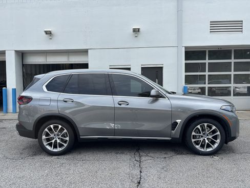 Certified 2026 BMW X5 xDrive40i w/ Climate Comfort Package AWD/4WD image 7