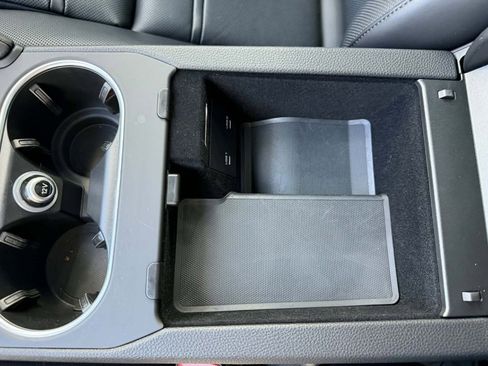 Used 2023 Porsche Cayenne S image 25