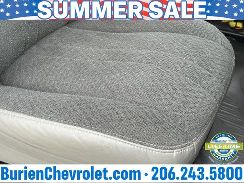 Used 2024 Chevrolet Express 2500 w/ Driver Convenience Package RWD image 20