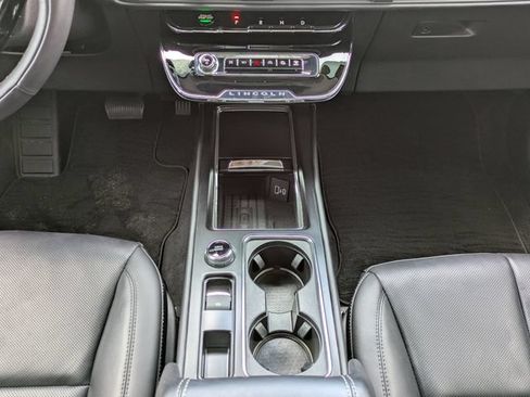 Used 2024 Lincoln Corsair FWD w/ Equipment Group 101A image 18