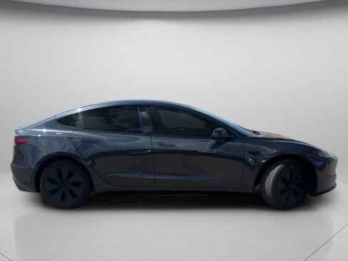 Used 2025 Tesla Model 3 Long Range RWD image 4