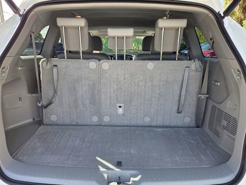 Used 2019 Toyota Highlander Limited image 13