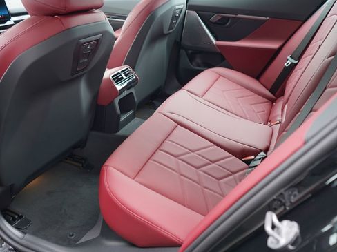 New 2026 BMW i5 eDrive40 w/ M Sport Package image 19