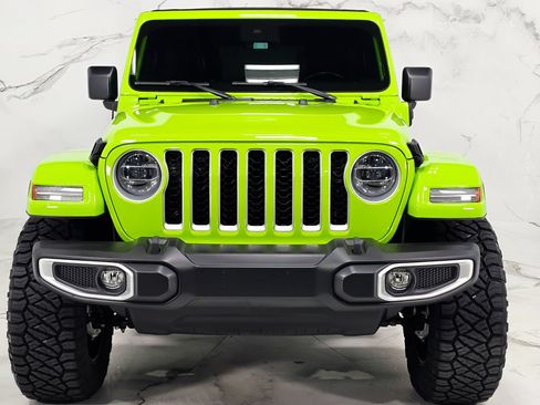 Used 2021 Jeep Wrangler Unlimited Sahara w/ Cold Weather Group AWD/4WD image 6