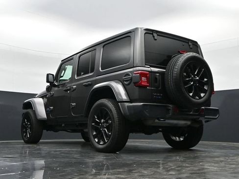 Used 2025 Jeep Wrangler Unlimited Sahara w/ Safety Group AWD/4WD image 42