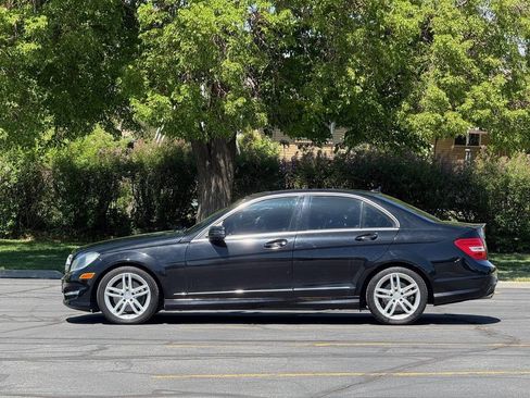 Used 2013 Mercedes-Benz C 300 4MATIC Sedan image 7