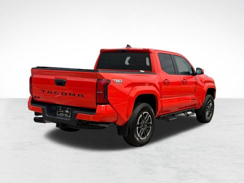 Used 2024 Toyota Tacoma TRD Sport AWD/4WD image 7