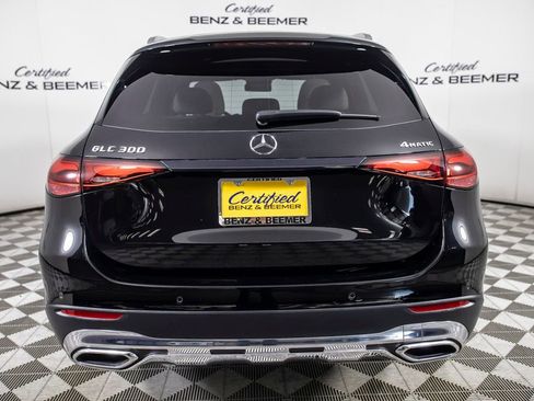 Used 2024 Mercedes-Benz GLC 300 4MATIC image 8