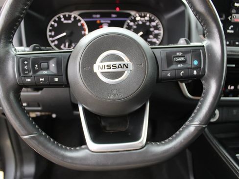 Used 2021 Nissan Rogue SL w/ Premium Package image 12