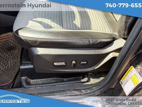 Used 2017 Ford Escape Titanium AWD/4WD image 17