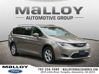 Used 2018 Chrysler Pacifica Touring-L