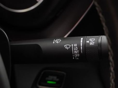 Used 2020 Chevrolet Camaro LT image 26