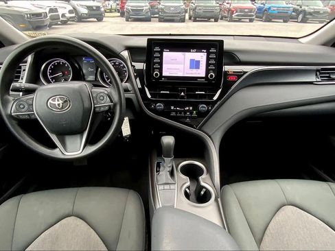 Used 2022 Toyota Camry LE image 15