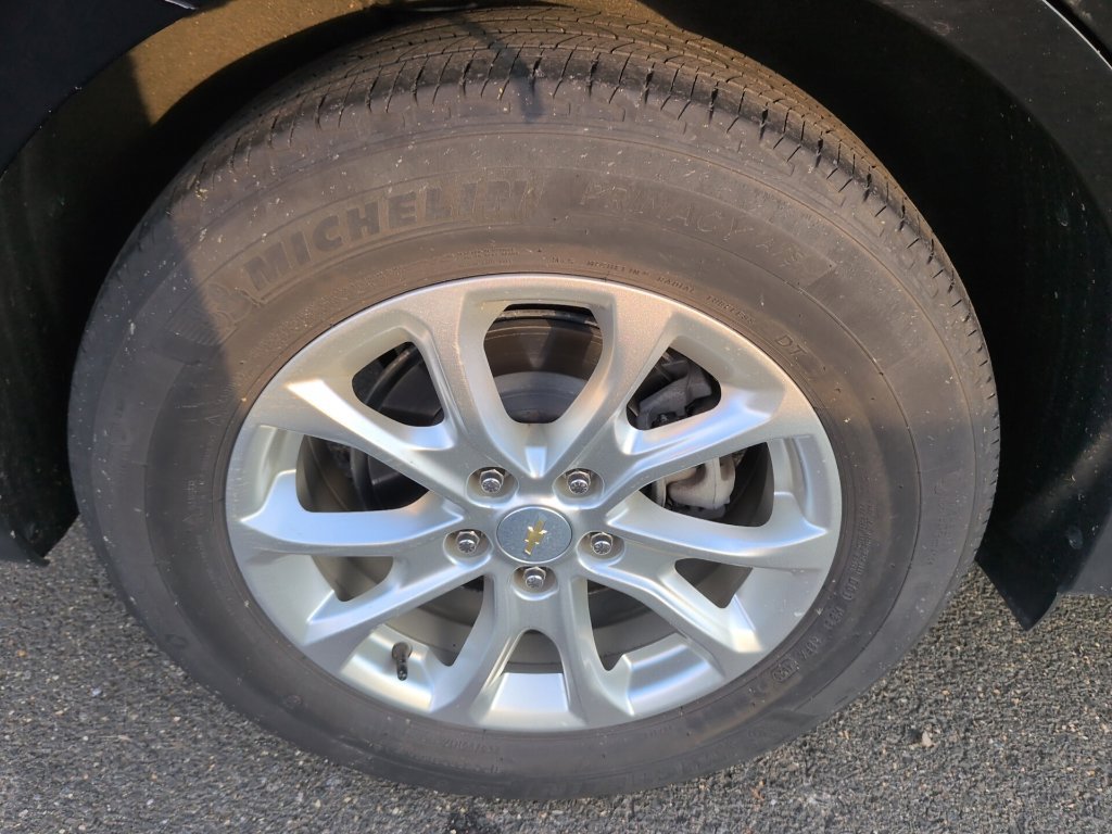 Used 2021 Chevrolet Equinox LT FWD image 11