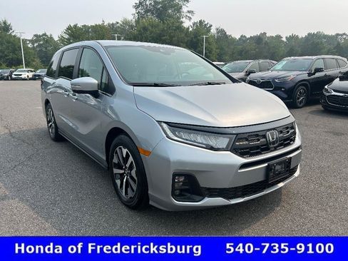 Used 2026 Honda Odyssey EX-L image 7