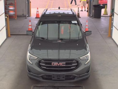 Used 2019 GMC Terrain SLT w/ Black Edition AWD/4WD image 2