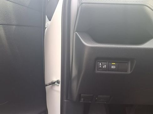 Used 2025 Toyota RAV4 XLE FWD image 13