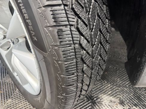 Used 2019 INFINITI QX50 Essential w/ Premium Heat Package image 51