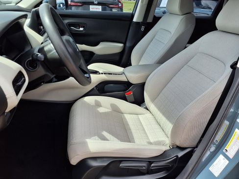 Used 2025 Honda HR-V LX image 24
