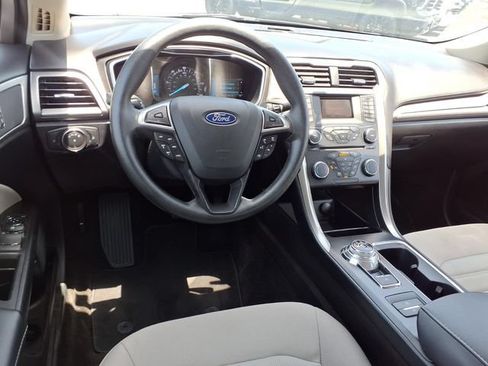 Used 2018 Ford Fusion S FWD image 6