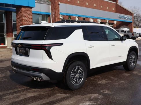 New 2026 Chevrolet Traverse LT w/ Driver Confidence Package image 33