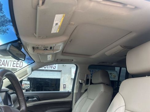 Used 2017 Chevrolet Suburban LT AWD/4WD image 18
