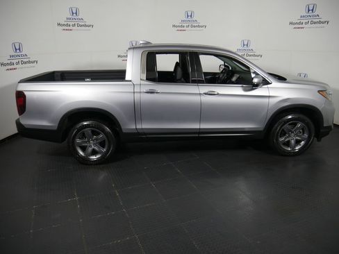 Used 2021 Honda Ridgeline RTL-E image 3